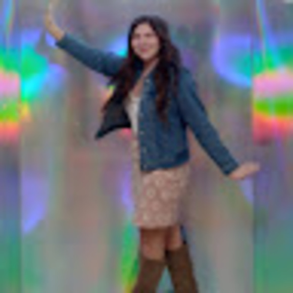 Meet your Posher, Madelynn - Picture 1 of 1